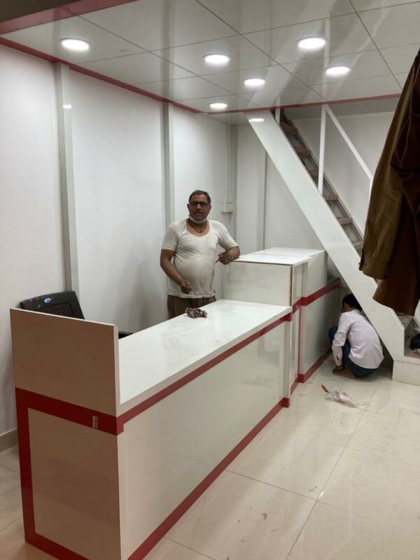 LG411 (222 sqft)