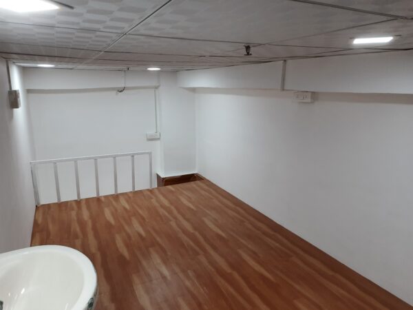 SF167 (252 sqft) - Image 3